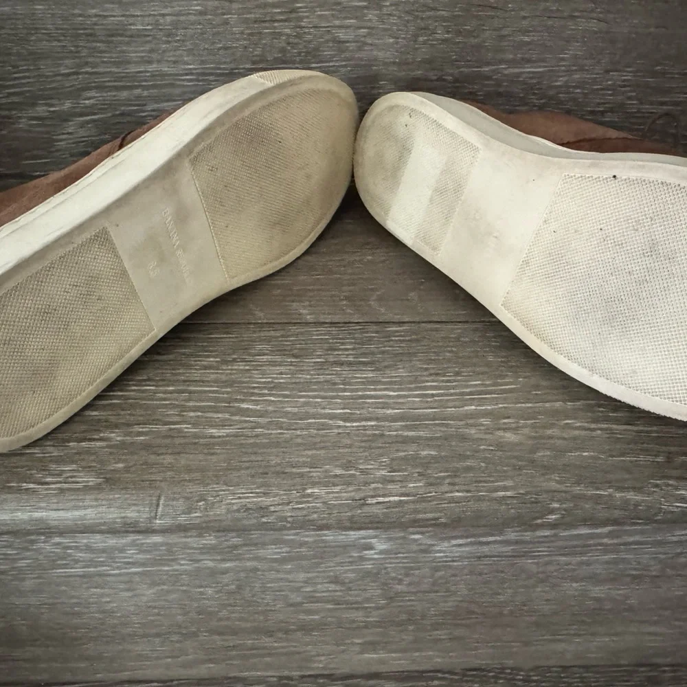Banana Republic classic brown